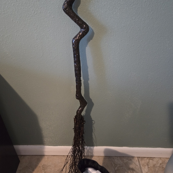 Custom WITCH costume size Large (includes everything) dress, hat, broom, boots - Picture 6 of 9